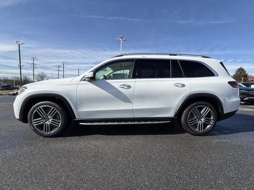 2025 Mercedes-Benz GLS 450 4MATIC