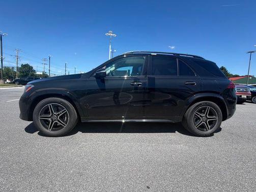 Black 2026 Mercedes-Benz GLE 450 4MATIC