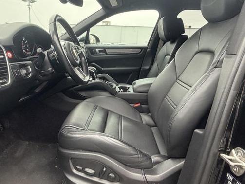 2023 Porsche Cayenne Cayenne
