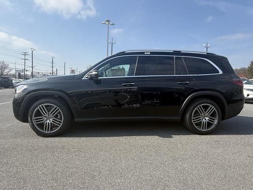 2025 Mercedes-Benz GLS 450 4MATIC