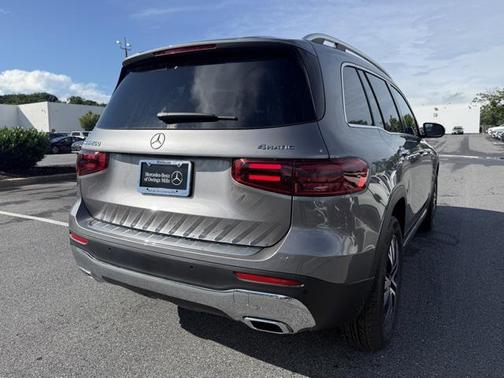 2025 Mercedes-Benz GLB 250 4MATIC