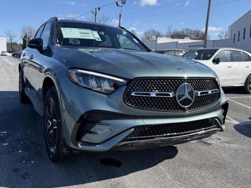 2026 Mercedes-Benz GLC 300 4MATIC