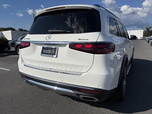 2026 Mercedes-Benz GLS 450 4MATIC