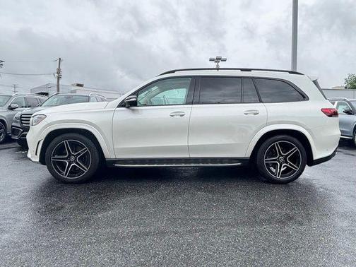 White 2023 Mercedes-Benz GLS 450 4MATIC