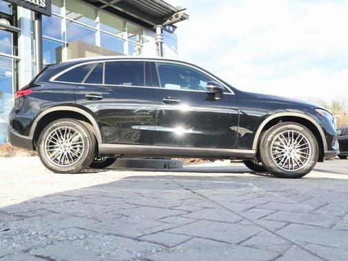 2024 Mercedes-Benz GLC 300 4MATIC