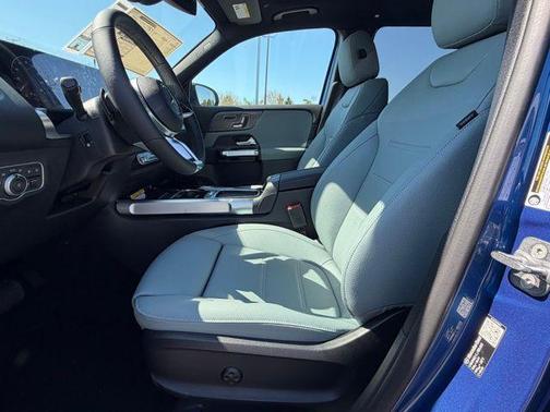 Starling Blue Metallic 2026 Mercedes-Benz GLB 250 4MATIC