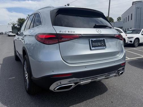 2026 Mercedes-Benz GLC 300 4MATIC