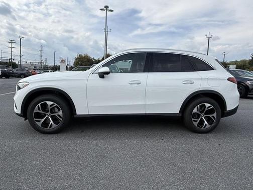 2026 Mercedes-Benz GLC 350e Base