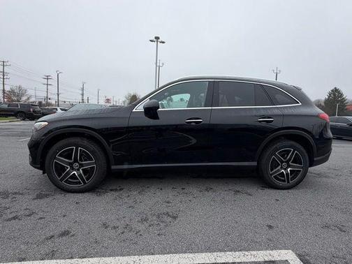 Black 2026 Mercedes-Benz GLC 300 4MATIC