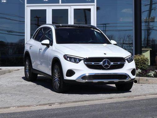 2025 Mercedes-Benz GLC 300 4MATIC