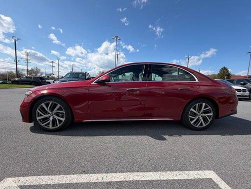 MANUFAKTUR Patagonia Red 2026 Mercedes-Benz E-Class E 350