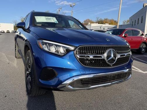 2026 Mercedes-Benz GLC 350e Base