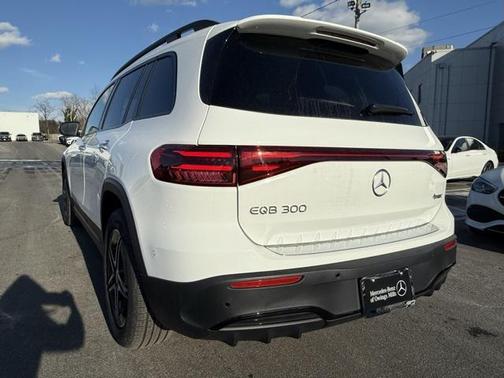2024 Mercedes-Benz EQB 300 4MATIC