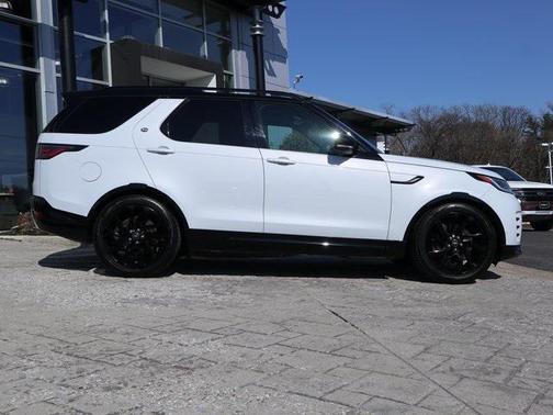 2023 Land Rover Discovery P360 HSE R-Dynamic