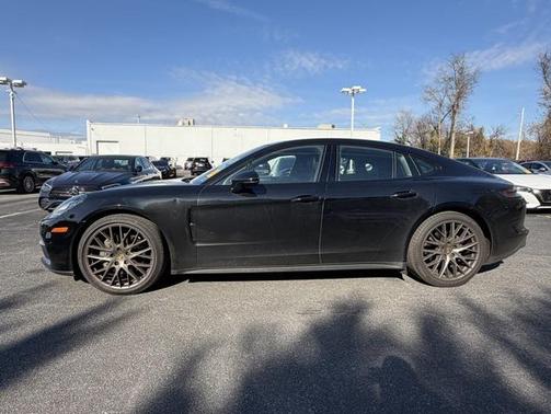 2018 Porsche Panamera 4S