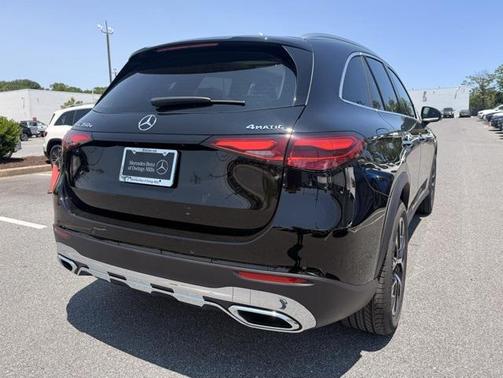 2025 Mercedes-Benz GLC 350e Base