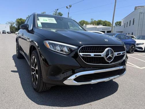 2025 Mercedes-Benz GLC 350e Base
