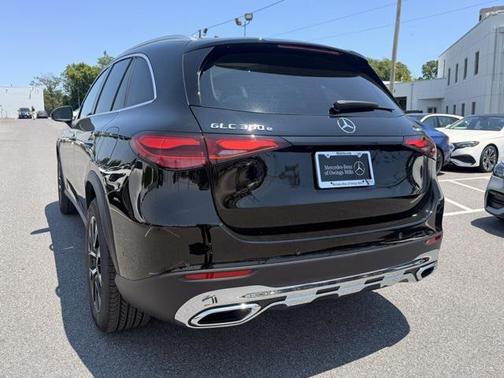 2025 Mercedes-Benz GLC 350e Base