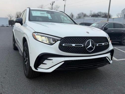 Polar White 2026 Mercedes-Benz GLC 300 4MATIC