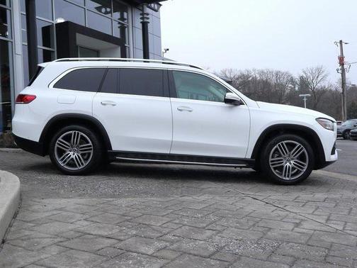 2022 Mercedes-Benz GLS 450 4MATIC