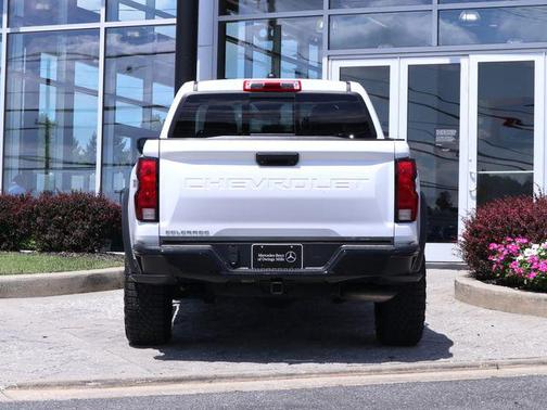 Summit White 2023 Chevrolet Colorado Trail Boss