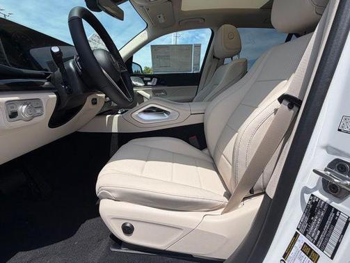 Moonlight White 2026 Mercedes-Benz GLE 450 4MATIC