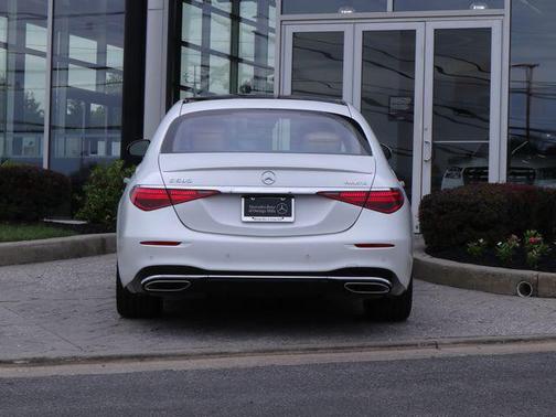 MANUFAKTUR Moonlight White Magno 2024 Mercedes-Benz S-Class 4MATIC