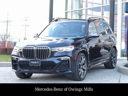 2022 BMW X7 M50i
