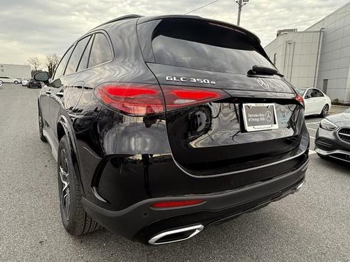 2025 Mercedes-Benz GLC 350e Base