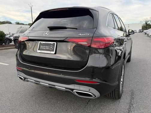2026 Mercedes-Benz GLC 300 4MATIC