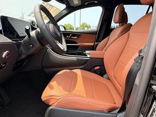 2025 Mercedes-Benz GLC 350e Base