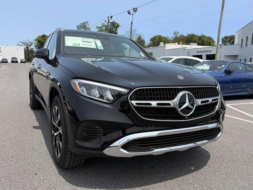 2025 Mercedes-Benz GLC 350e Base