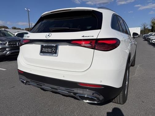 2026 Mercedes-Benz GLC 300 4MATIC