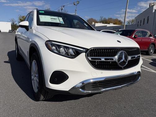 2026 Mercedes-Benz GLC 300 4MATIC