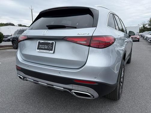 2026 Mercedes-Benz GLC 300 4MATIC