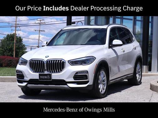 Mineral White Metallic 2021 BMW X5 PHEV xDrive45e