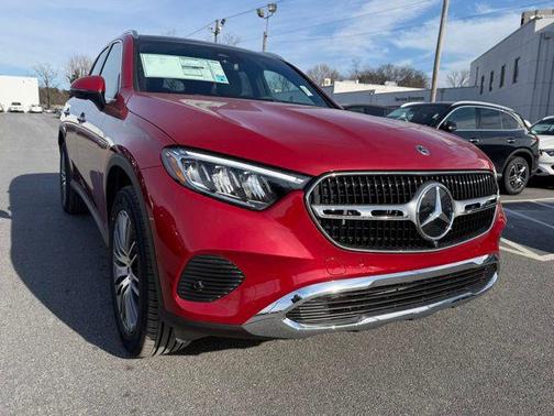 MANUFAKTUR Patagonia Red Metallic 2026 Mercedes-Benz GLC 300 4MATIC