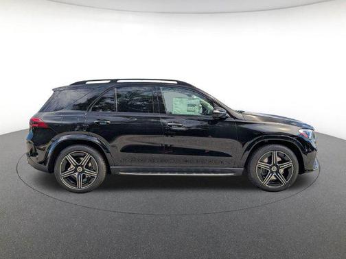 Black 2026 Mercedes-Benz GLE 450 4MATIC