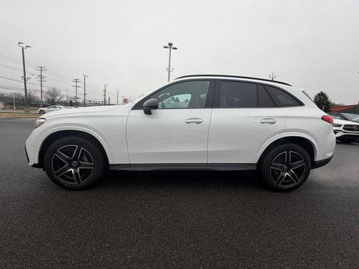 Moonlight White 2026 Mercedes-Benz GLC 300 4MATIC
