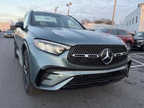 2026 Mercedes-Benz GLC 300 4MATIC