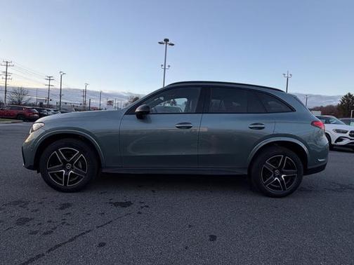 2026 Mercedes-Benz GLC 300 4MATIC