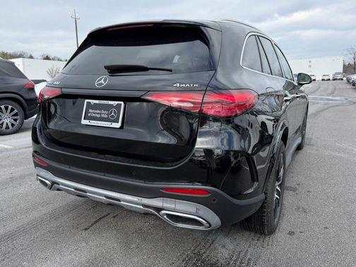 Black 2026 Mercedes-Benz GLC 300 4MATIC