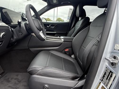 2025 Mercedes-Benz GLC 350e Base