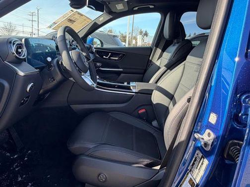 Starling Blue Metallic 2026 Mercedes-Benz GLC 300 4MATIC