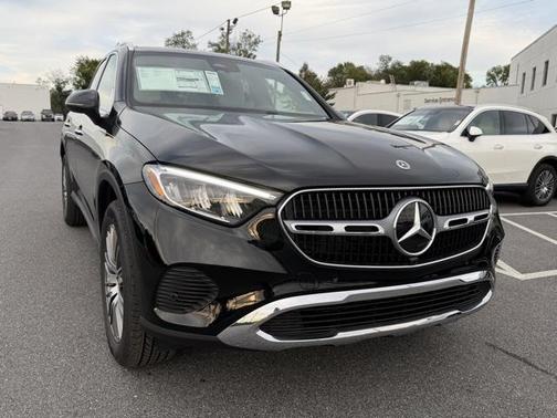 2026 Mercedes-Benz GLC 300 4MATIC