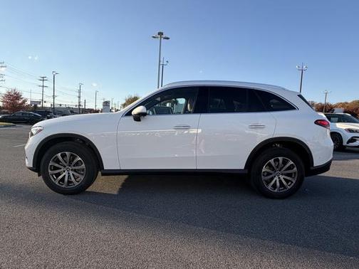 2026 Mercedes-Benz GLC 300 4MATIC