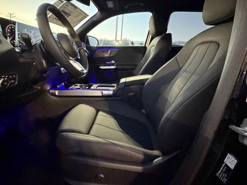2026 Mercedes-Benz GLB 250 4MATIC