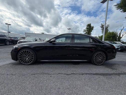 Obsidian Black 2023 Mercedes-Benz S-Class 4MATIC