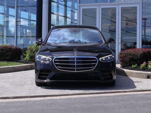 Obsidian Black 2023 Mercedes-Benz S-Class 4MATIC