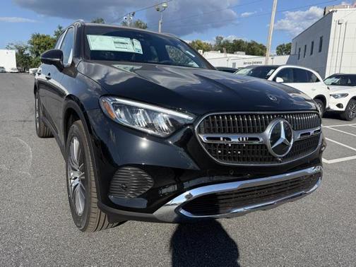 2026 Mercedes-Benz GLC 300 4MATIC